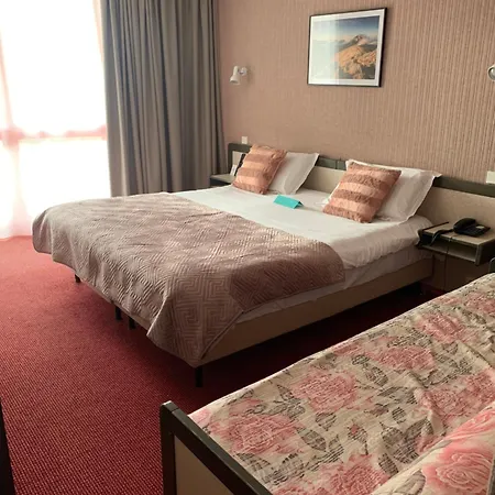 Hotel Du 3*