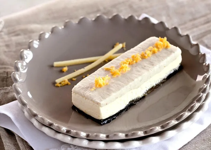 Отель Du Lacapelle-Viescamp